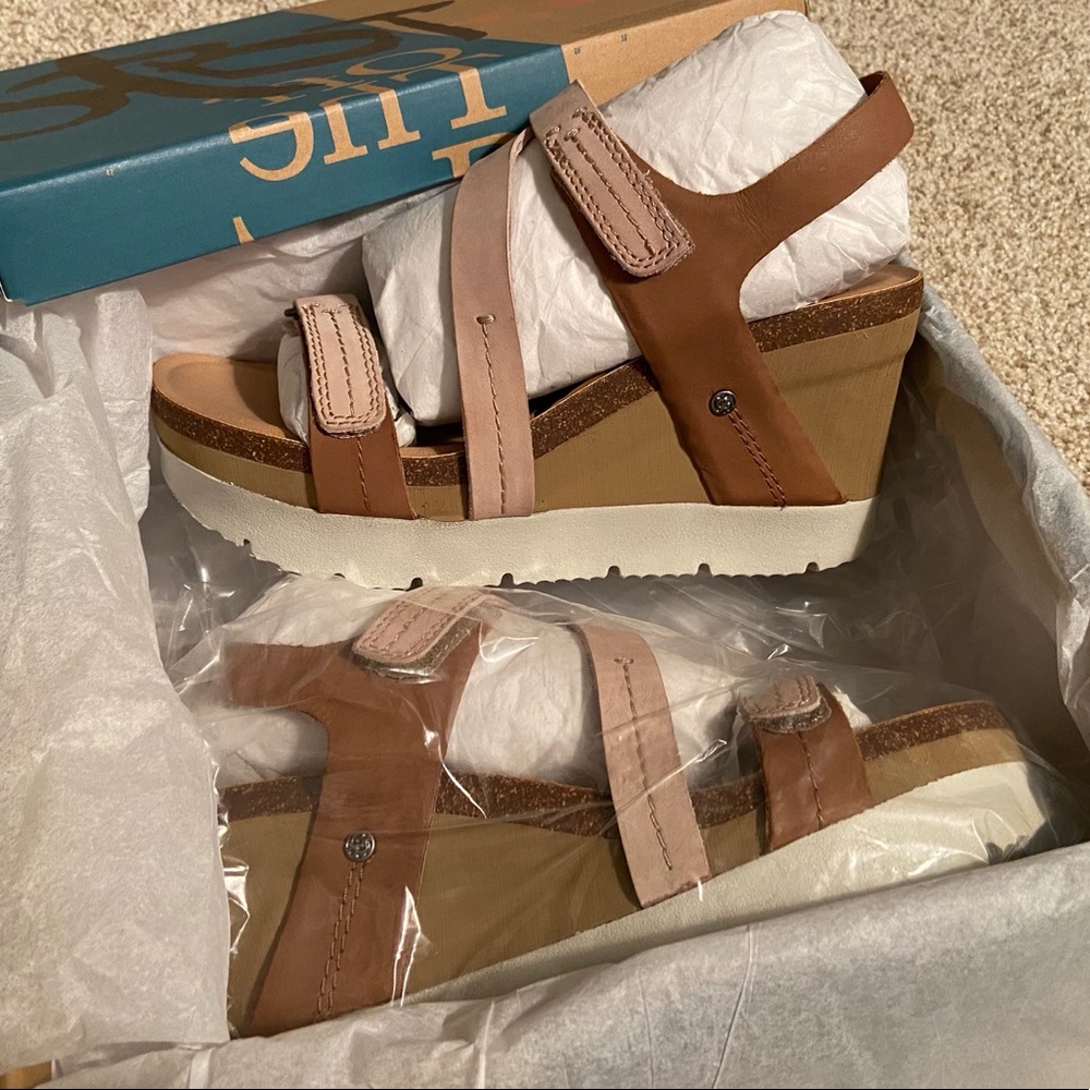 OTBT Wavy Wedges